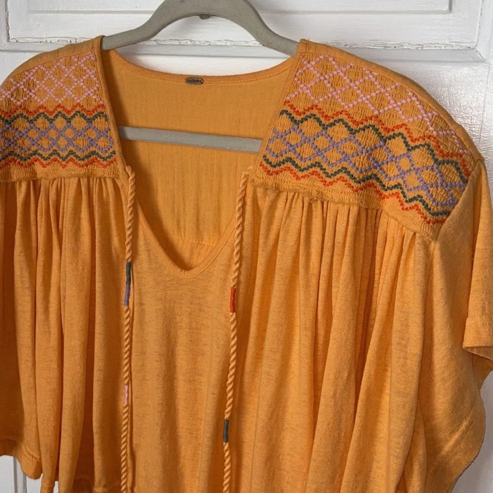 FREE PEOPLE MARKET EMBROIDERED V-NECK TOP